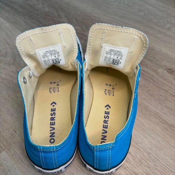 Converse Shoes - Picture 10 of 10